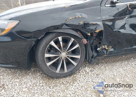 2013 Chrysler 200 Touring z USA, uszkodzony, nr VIN 1C3CCBBGXDN706657